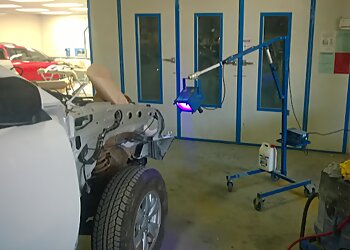 Graeme Hull Smash Repairs