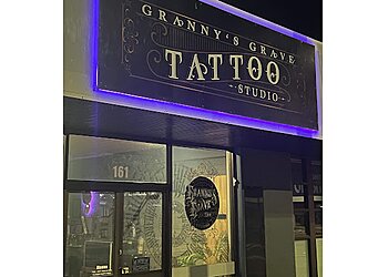 Grannys Grave Tattoo Studio