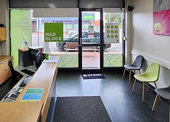 H&R Block Queanbeyan