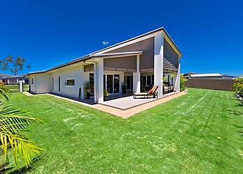 Hooper Constructions