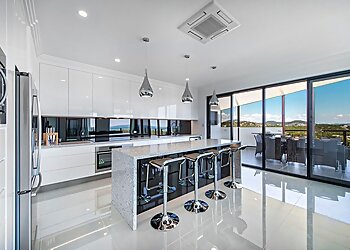 Hooper Constructions