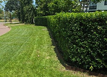 Darwin Lawn Care Services IScape Garden Experts  image 1