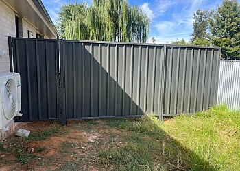 James Edwards Fencing