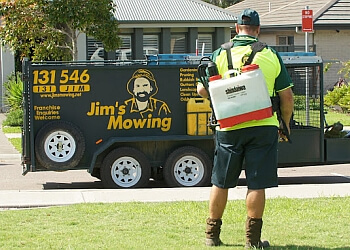 Jim's Mowing (Drouin South)