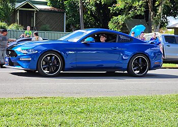 Johnson's 4WD Repair Shop