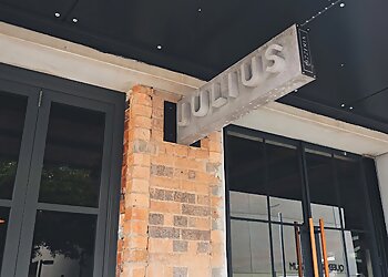Julius Pizzeria