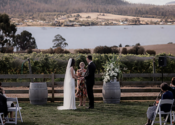 Katrina Staples, Marriage Celebrant Hobart