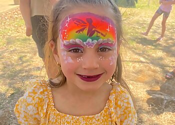 Kylie's Creative Creations facepainting