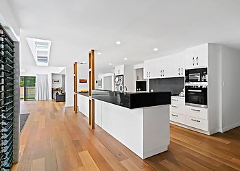 LA & MM Hancock Builders