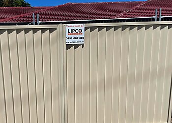 Gold Coast Fencing Contractors LIPCO Fencing image 1