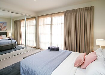Lakeside Serviced Apartment