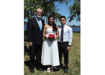 Laurie Gibbs Marriage Celebrant