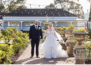 Leighsa Cox Photographer