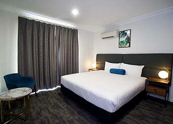 Littomore Hotels & Suites