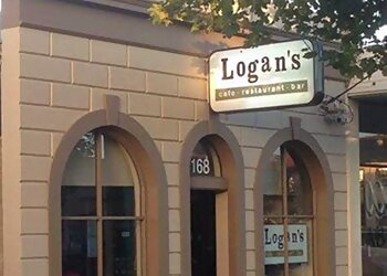 Logans Cafe Restaurant