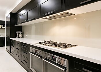 MacU Kitchens