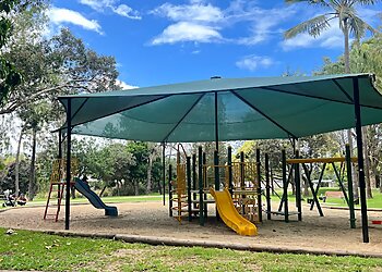 Macintosh Island Park