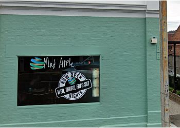 Mad Apple Café