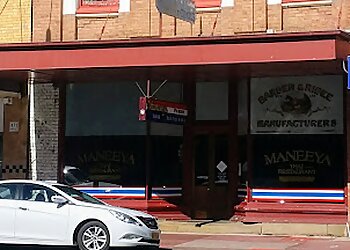 Maneeya Thai Restaurant