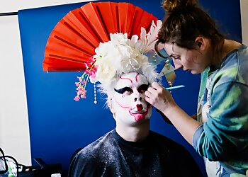 Monies Face Decorating