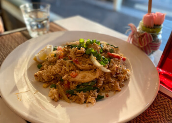Muang Thong Golden City Thai Restaurant