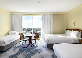 NOAH’S on the Beach