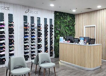 Nathan Chock - ABSOLUTE FOOTCARE PODIATRY & ORTHOTIC GROUP