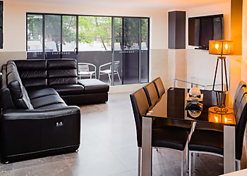 Nautilos on the Harbour