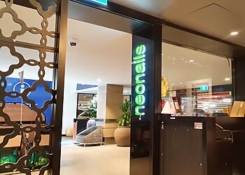 Neonails Green Hills