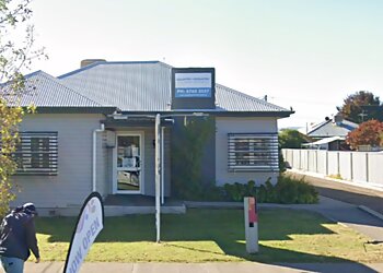 Nicole Wright - COUNTRY PODIATRY