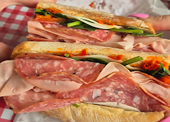 Nonna Lisa's Deli and Panini