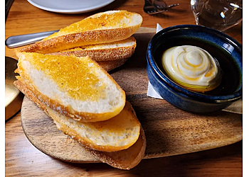 Orléans Restaurant and Bar