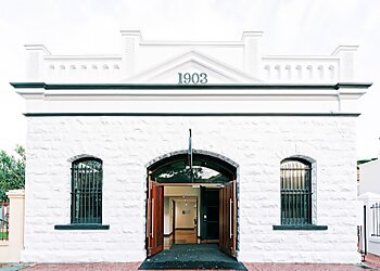 Paul Armanasco - SOUTHWEST FOOT AND ANKLE CENTRE