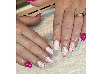 Pearl Nails Green Hills