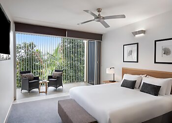 Peppers Noosa Resort & Villas