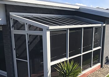 Phil's Glass & Aluminium