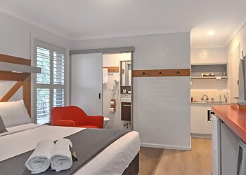 Pleasant Way River Lodge