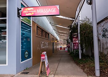 Pro Thais massage