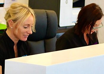 Professor Seong-Seng Tan - YOU MAKE ME SMILE ORTHODONTICS