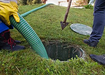 Pump Um Out Paul's Liquid Waste