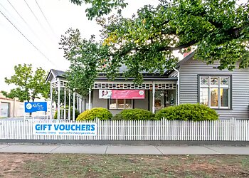 Refresh Day Spa & Remedial Clinic Bendigo