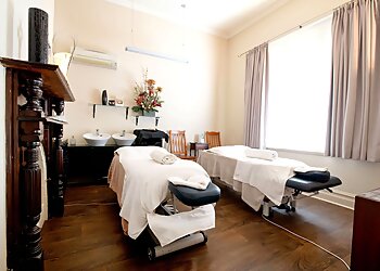 Refresh Day Spa & Remedial Clinic Bendigo