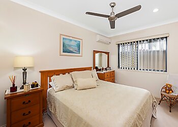 Right Image Photography