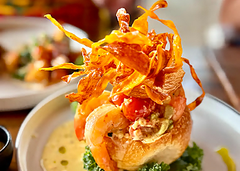 RISE & SET Restaurant Cafe