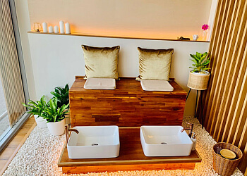 Senses Massage & Spa