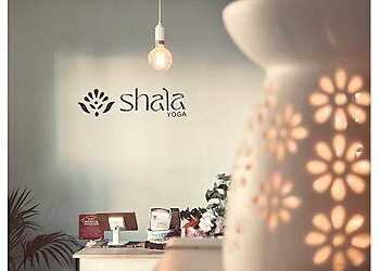 Shala Yoga