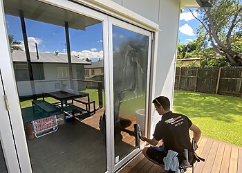 Hervey Bay Window Cleaners Shine Windows image 1