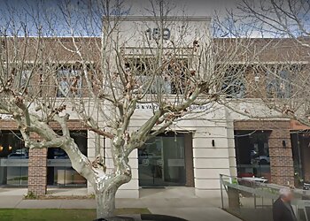 Simon Pogue - DAWES & VARY RIORDAN PTY LTD