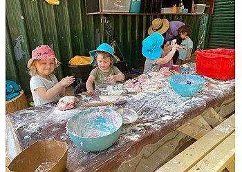 Six Little Ducks Early Learning Centre