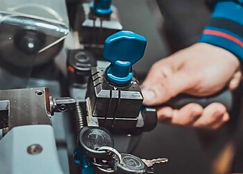 Smith & Co Locksmiths